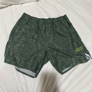 Blackbough Green Men's Shorts